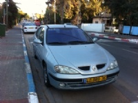 רנו מגאן EX אוט' 1.6 2002