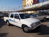 טויוטה&nbsp;היילקס 4X2 &nbsp;TOP SR ידני דאבל קבינה דיזל 2.5&nbsp;2003