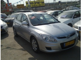 יונדאי i30 INSPIRE אוט' 1.6 2009